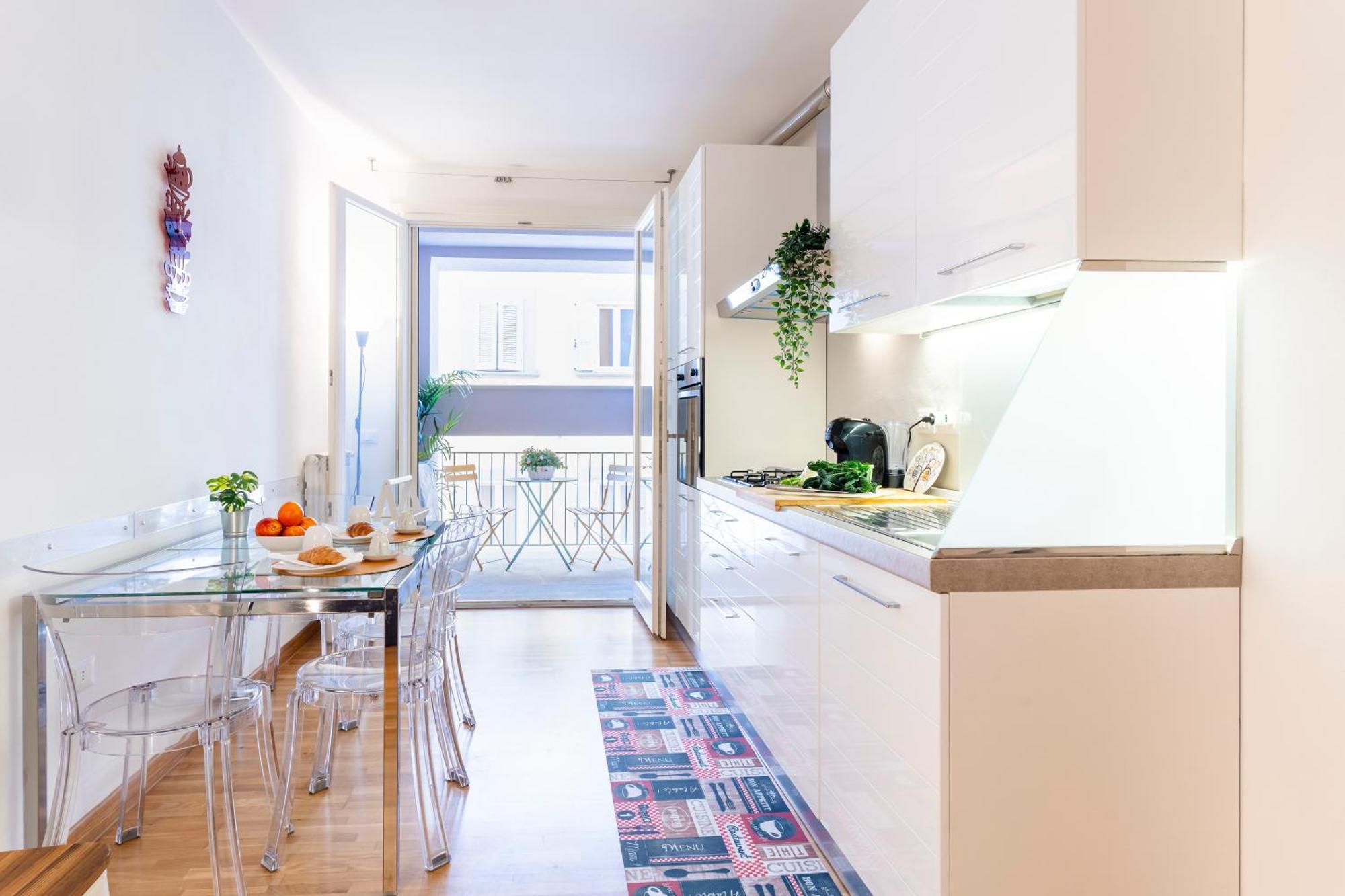 Piazza Cavallotti & Mercato Centrale Apartment! Livorno Luaran gambar